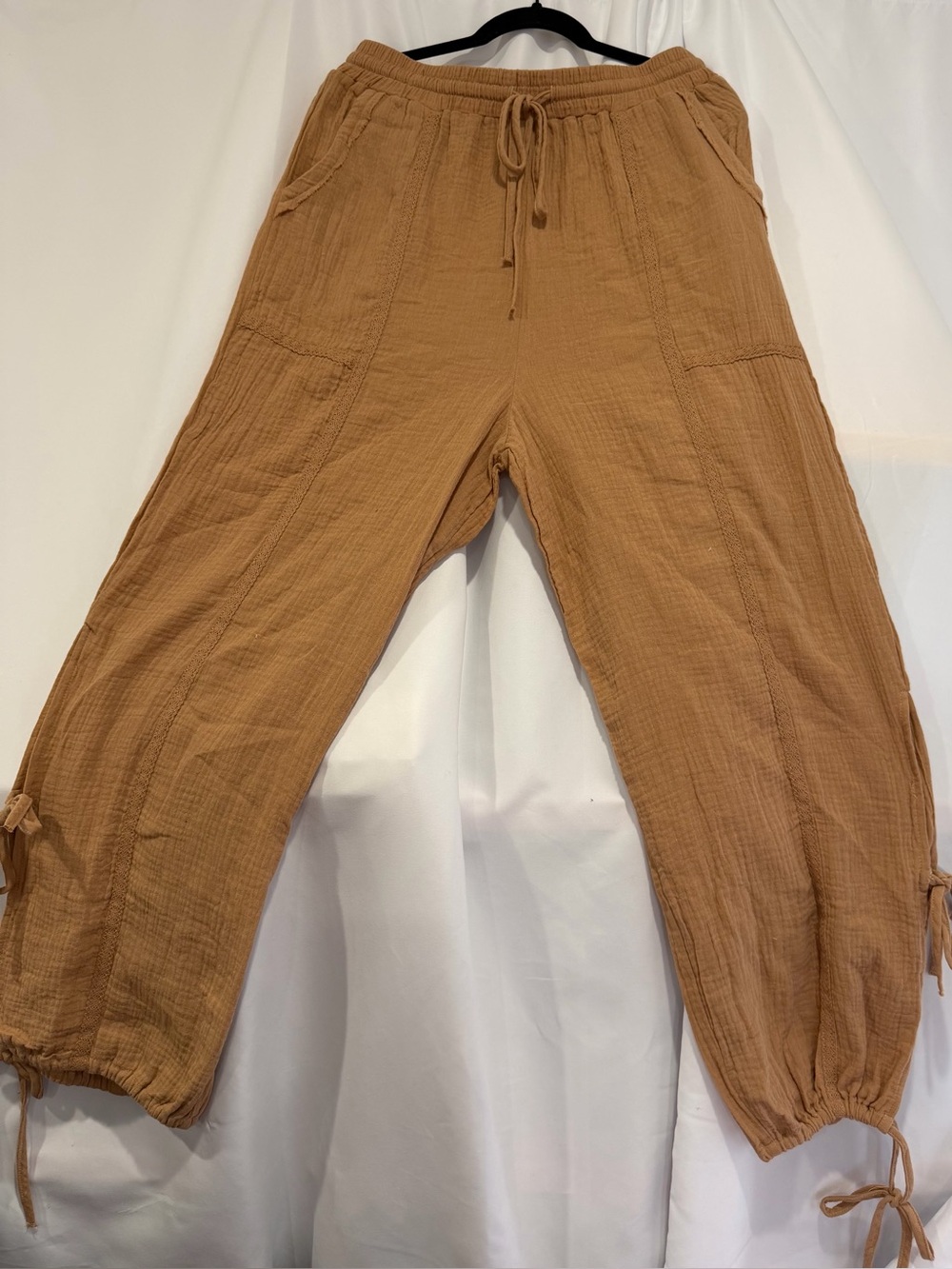 Very J Cropped Drawstring Cargo Pants - Tan